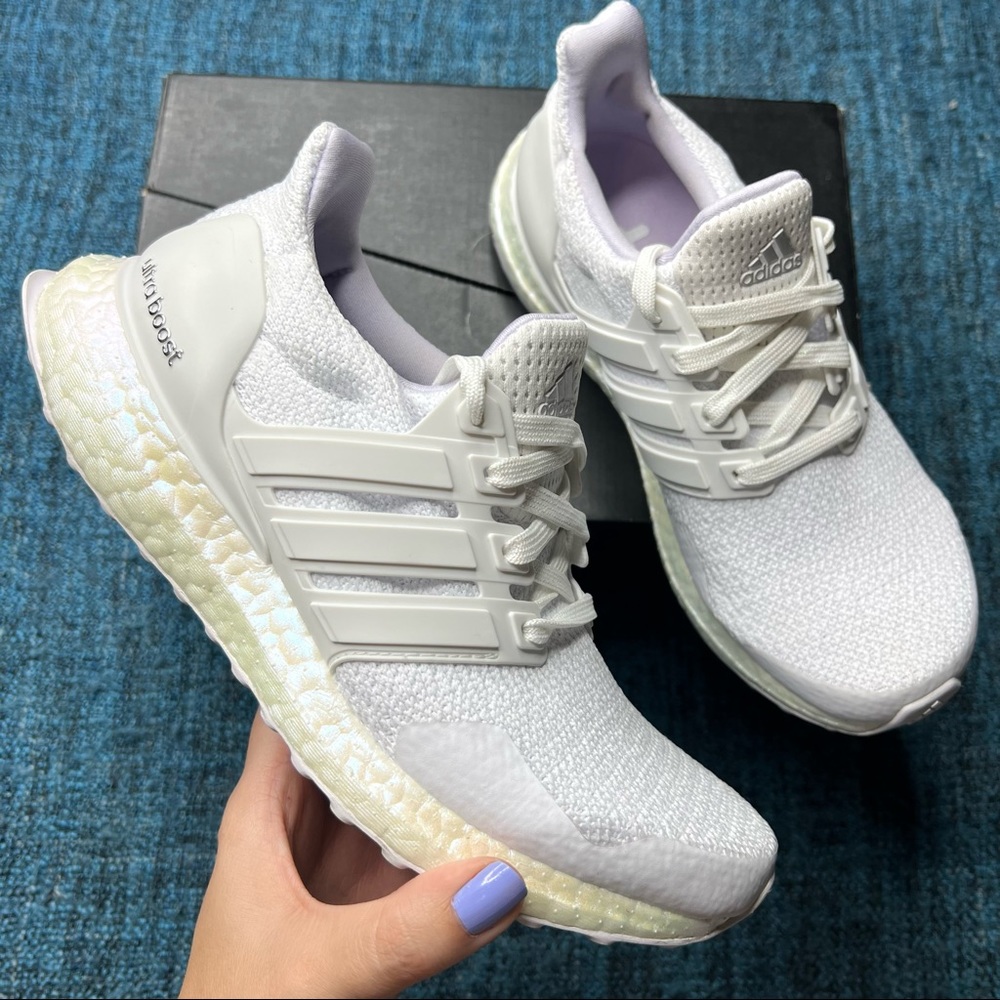 Adidas Ultraboost DNA Sneakers in White Iridescent Boost Women's Size 5.5 Shoes